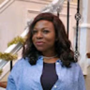 Meet your Posher, Olufunke